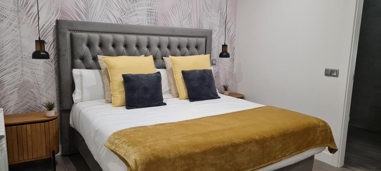 Apartamentos Cava Baja マドリード エクステリア 写真