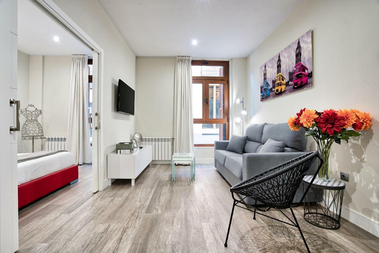 Apartamentos Cava Baja マドリード エクステリア 写真