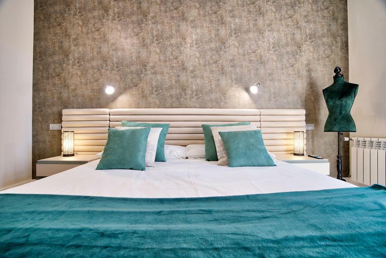 Apartamentos Cava Baja マドリード エクステリア 写真