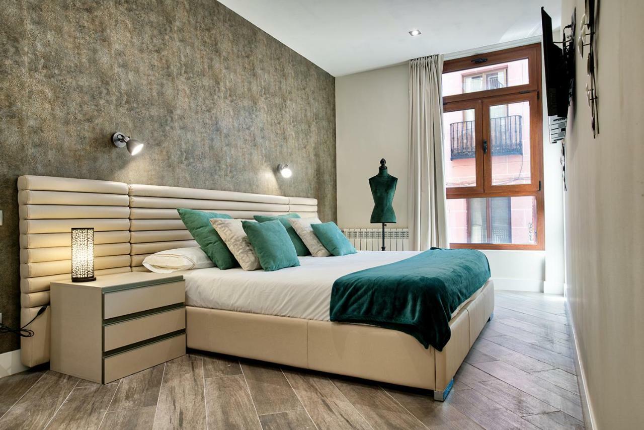 Apartamentos Cava Baja マドリード エクステリア 写真